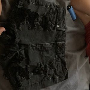 Brand: American Eagle Outfiters Size: US:4 UK:8 Color: Black